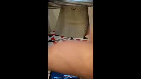 Andres online show from April 5, 10:18 pm