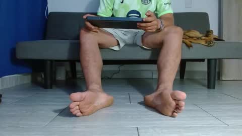 Snapshot of _999999 chatting on February 18, 9:33 pm Alpha pprs online show from February 18, 9:33 pm