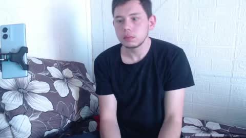 Snapshot of _a_k_i_ chatting on May 26, 2:13 pm Aki online show from May 26, 2:13 pm