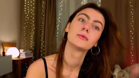 Willow online show from January 18, 9:18 pm