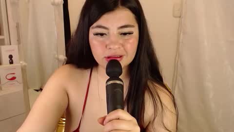Snapshot of _aafrodita__ chatting on September 25, 4:38 am Alexa online show from September 25, 4:38 am