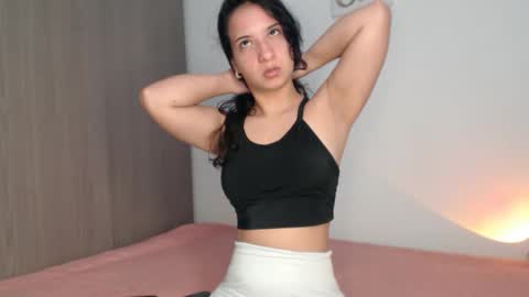 _abrill_20 online show from January 16, 6:01 pm