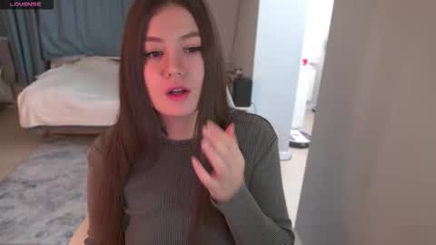 Emy online show from October 20, 6:36 am