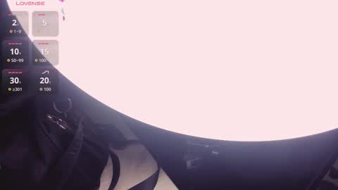 Snapshot of _agathaargent chatting on September 14, 4:33 am Agatha online show from September 14, 4:33 am