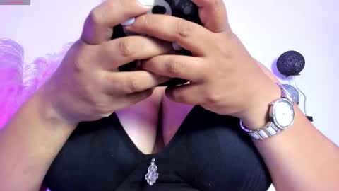 _aithanaa_ online show from March 23, 4:44 pm