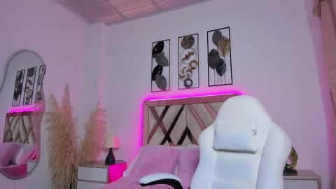  Akira  online show from November 29, 12:08 pm