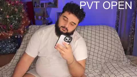 Alan online show from March 6, 8:16 pm