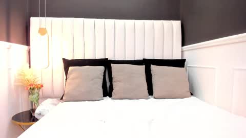 Snapshot of _aleja_foxx_ chatting on November 18, 6:01 pm _aleja_foxx_ online show from November 18, 6:01 pm