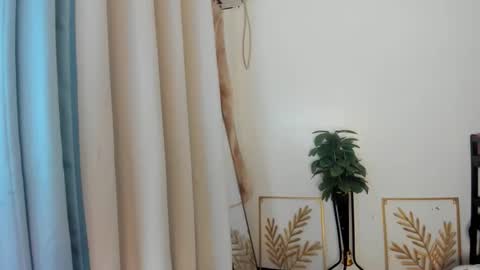  Alexa14 online show from December 5, 2:03 pm