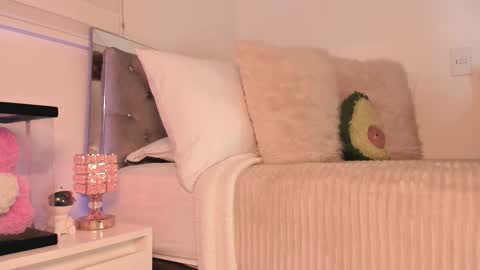 Karo online show from December 4, 8:06 pm