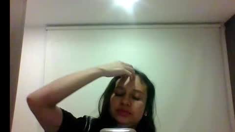 Snapshot of _alyson chatting on November 24, 12:10 am _alyson online show from November 24, 12:10 am