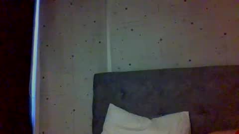 Snapshot of _alyson chatting on December 5, 5:42 pm _alyson online show from December 5, 5:42 pm