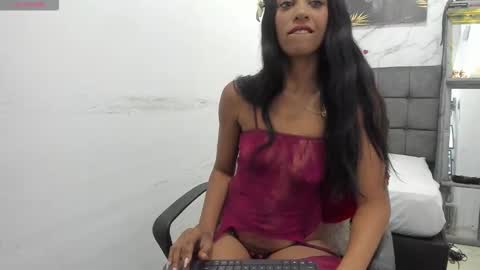 Snapshot of _ana_ebony chatting on January 6, 12:53 pm _ana_ebony online show from January 6, 12:53 pm