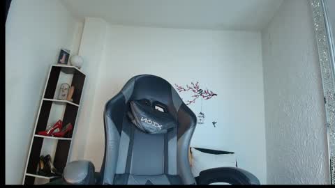 Anais online show from July 4, 4:29 am