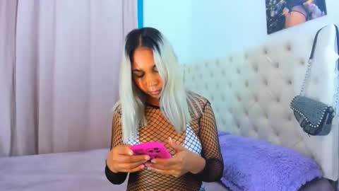 Snapshot of _analia chatting on January 26, 2:45 am Analia online show from January 26, 2:45 am