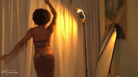 Angie -  online show from March 5, 9:11 pm