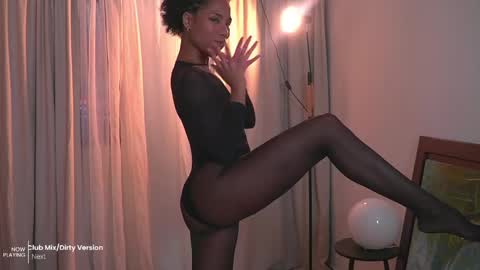 Angie -  online show from May 22, 8:58 pm