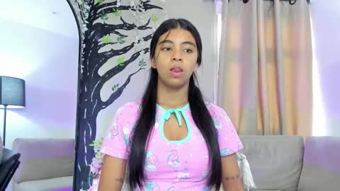      online show from December 3, 7:23 pm