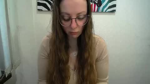 Snapshot of _annabelle_lee chatting on February 3, 9:58 am Anna online show from February 3, 9:58 am