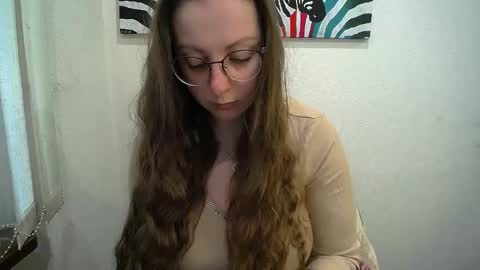 Snapshot of _annabelle_lee chatting on February 4, 7:36 am Anna online show from February 4, 7:36 am