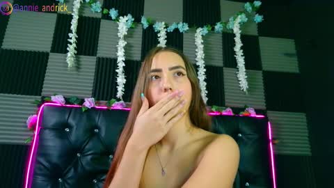 Annie Andrick online show from February 12, 1:17 pm