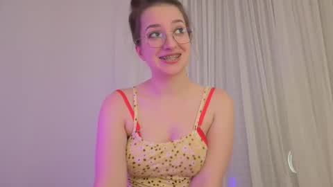 Anna online show from December 3, 9:24 pm