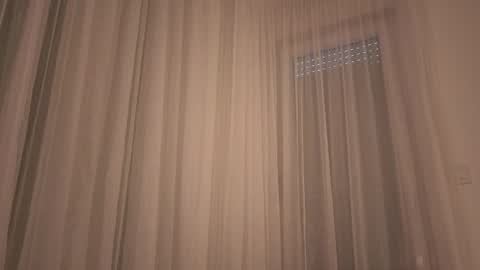 Snapshot of _annieone chatting on March 13, 10:44 am Anna online show from March 13, 10:44 am