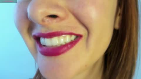 Snapshot of _antomouth_paradise chatting on April 26, 2:48 pm antonia online show from April 26, 2:48 pm