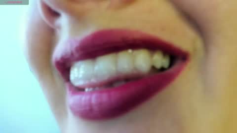 Snapshot of _antomouth_paradise chatting on May 26, 8:38 pm antonia online show from May 26, 8:38 pm