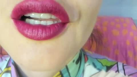 Snapshot of _antomouth_paradise chatting on July 6, 10:45 am antonia online show from July 6, 10:45 am