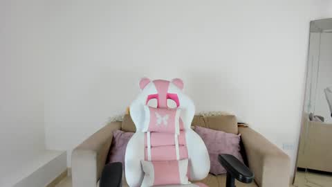    online show from January 27, 1:19 pm