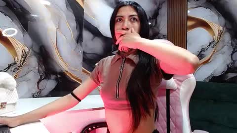 Aranza.  online show from May 30, 11:40 am