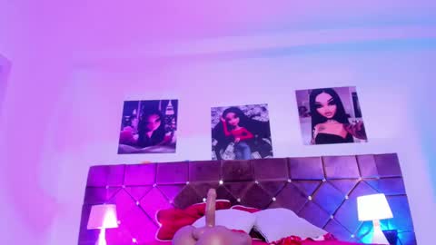 Snapshot of _ariana_lopez_ chatting on February 18, 3:21 pm Ariana online show from February 18, 3:21 pm