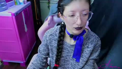 Snapshot of _arlequin_ chatting on July 9, 8:24 pm _arlequin_ online show from July 9, 8:24 pm