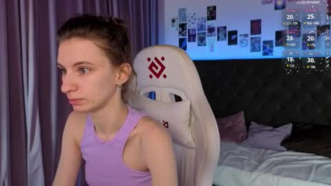 _ash_leyy_ online show from March 15, 1:22 am
