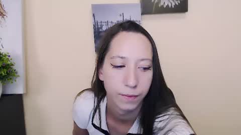 Snapshot of _astraia_ chatting on July 1, 7:21 am _astraia_ online show from July 1, 7:21 am