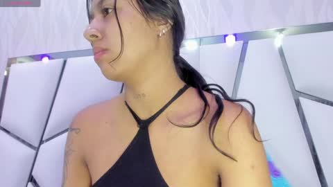 Snapshot of _aurora18 chatting on December 30, 3:03 am Aura online show from December 30, 3:03 am