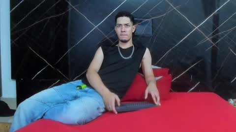 Snapshot of _axel_09 chatting on September 18, 4:25 am _axel_09 online show from September 18, 4:25 am