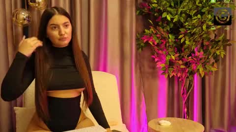 Snapshot of _azzalee_ chatting on May 24, 7:08 pm AzzaLee online show from May 24, 7:08 pm