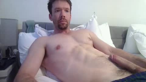 Snapshot of _b_h_c_ chatting on June 29, 1:23 am _b_h_c_ online show from June 29, 1:23 am