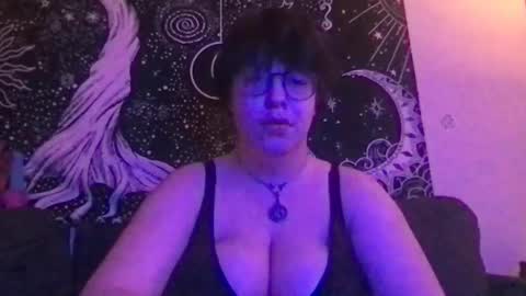 Snapshot of _bandit_b0y chatting on December 31, 1:57 am bandit online show from December 31, 1:57 am