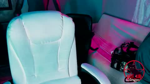 Lunita  online show from September 14, 4:22 am