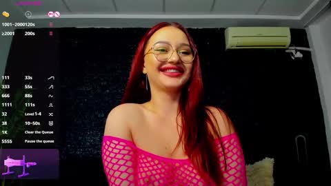 Snapshot of _beatricee_ chatting on November 28, 8:44 pm Beatrice online show from November 28, 8:44 pm