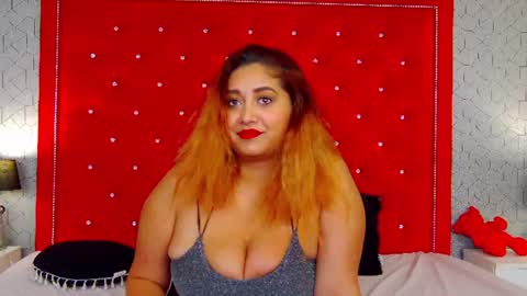 Bella online show from July 3, 8:48 pm