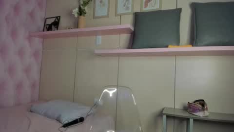 Snapshot of _bellabliss chatting on January 15, 7:06 pm _bellabliss online show from January 15, 7:06 pm