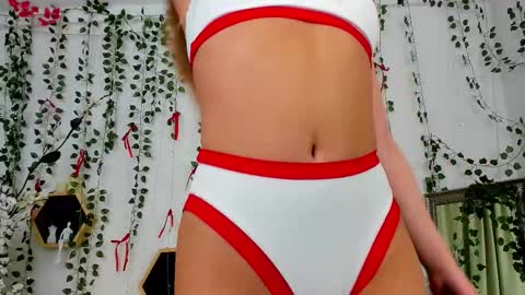 Bella online show from March 14, 8:47 pm