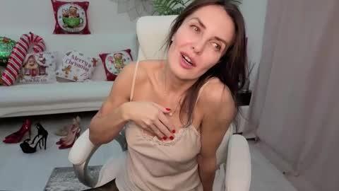 Beylly online show from December 3, 4:27 pm