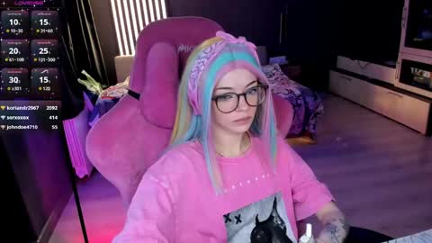 Olivia Subscribe to my Fansly -   online show from May 15, 11:01 pm