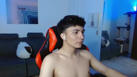 Snapshot of _blakee chatting on March 3, 9:22 am B L A K E online show from March 3, 9:22 am