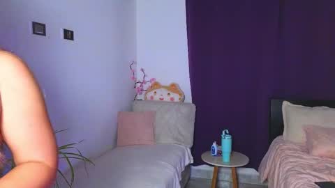 Bonnie online show from March 1, 2:57 am